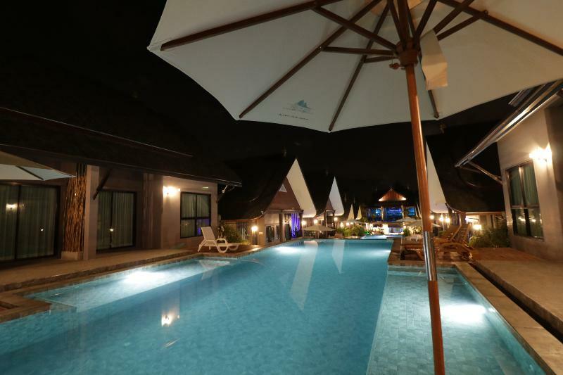 The Scene Cliff View Villas By Swiss-Belhotel Krabi Exterior photo
