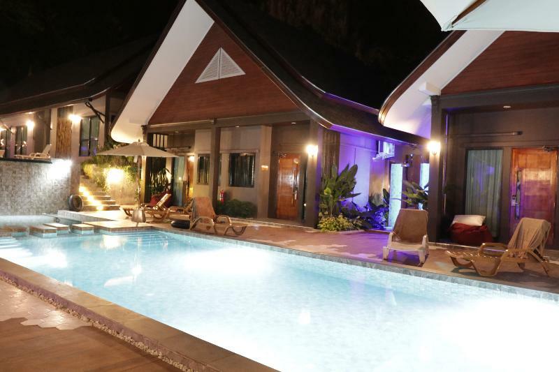 The Scene Cliff View Villas By Swiss-Belhotel Krabi Exterior photo